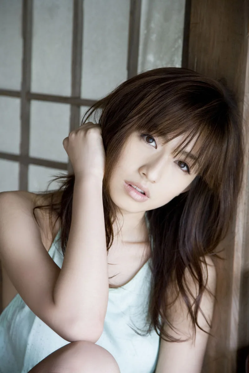 [Mặt trước] Album ảnh "Ảo ảnh" của Yuki Maomi - 11