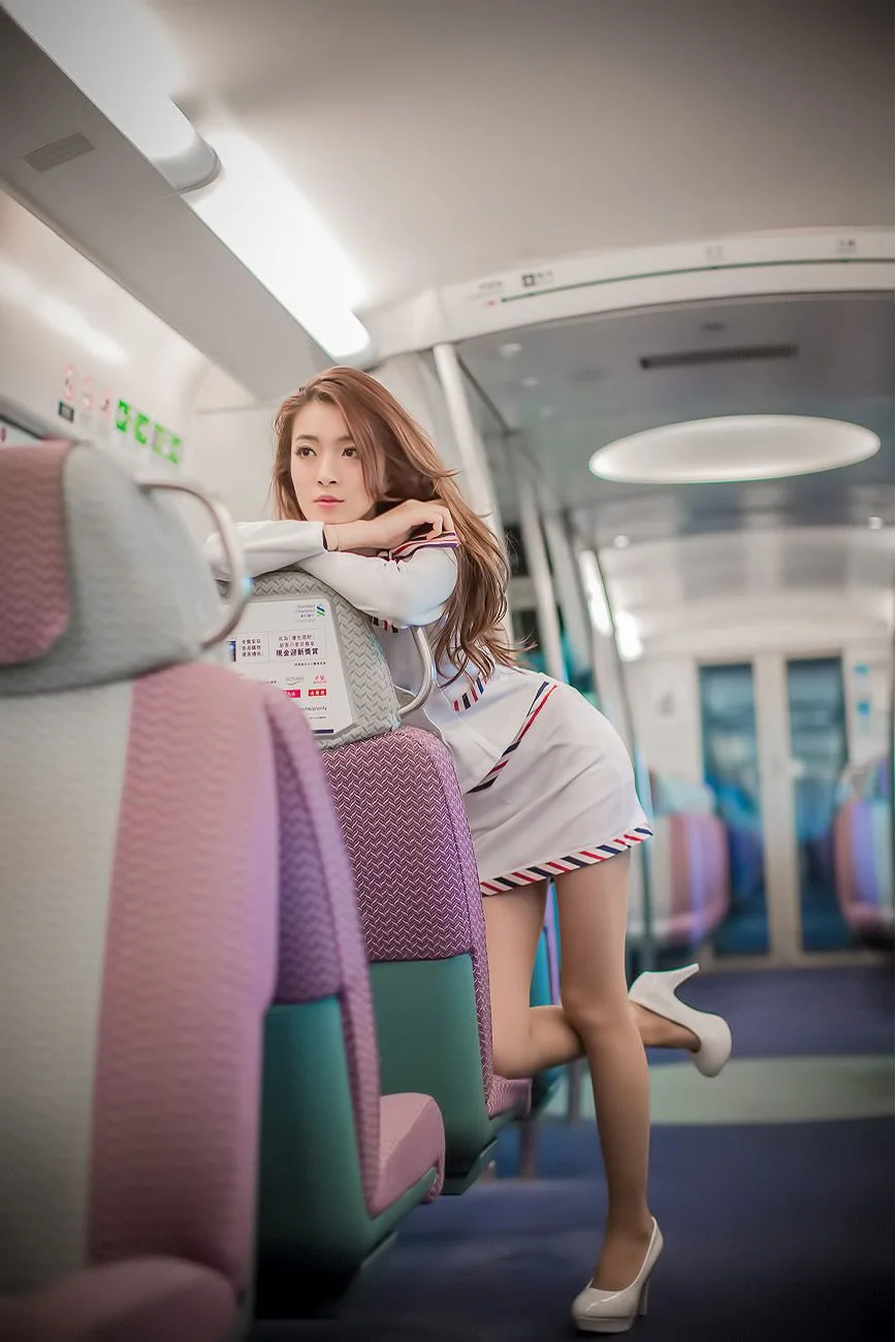 Bộ ảnh tiếp viên hàng không xinh đẹp Lưu Tư Kỳ tại Sân bay Quốc tế Hồng Kông - 77