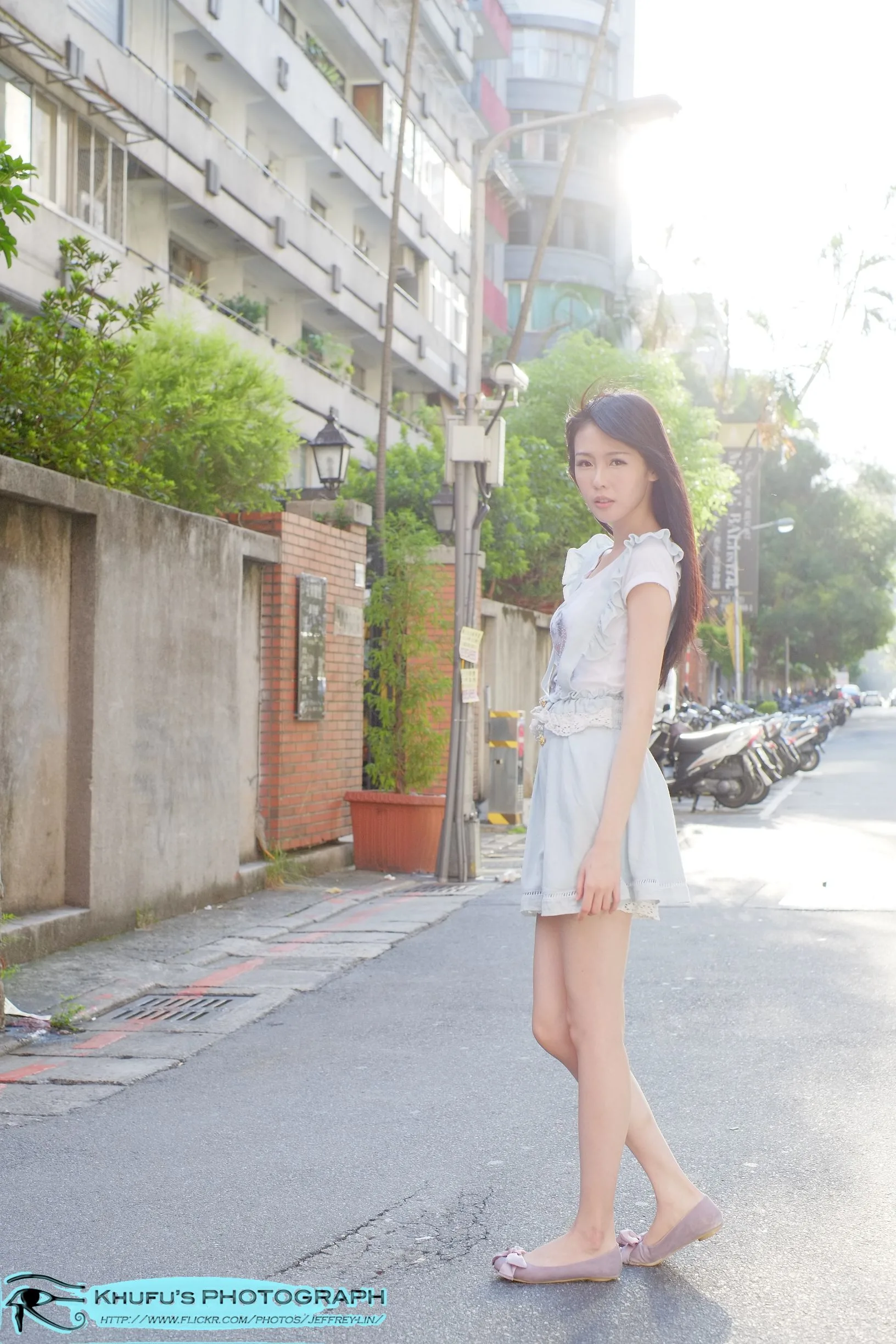 Bộ ảnh thời trang đường phố tươi tắn và xinh đẹp của hai người đẹp Đài Loan Lai Mi-er và Wang Xin-man. - 50