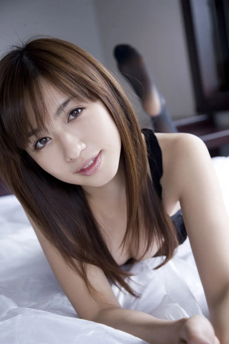 [Mặt trước] Album ảnh "Ảo ảnh" của Yuki Maomi - 25
