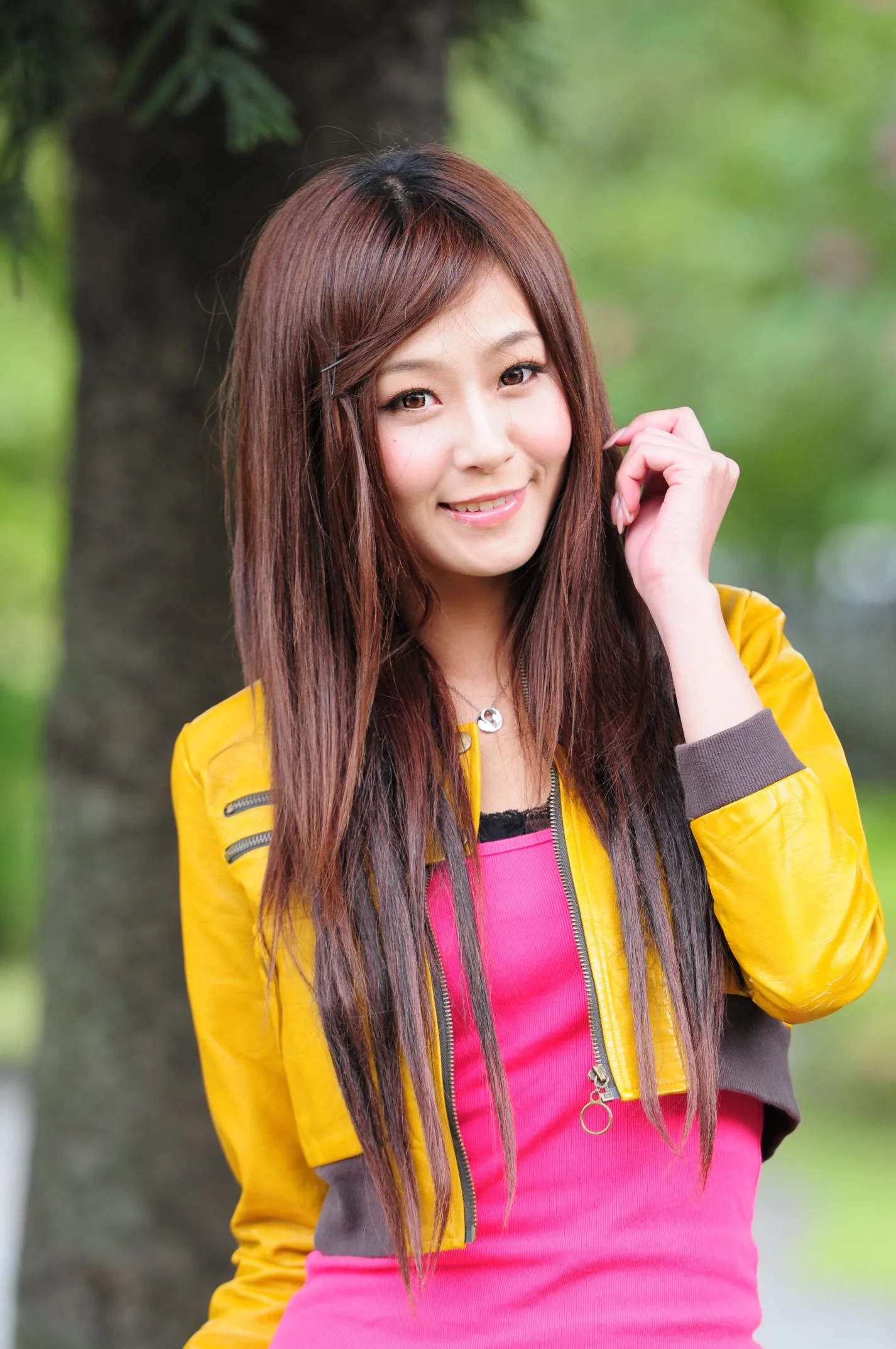 [Buổi chụp ảnh ngoài trời của Beautyleg] Winnie Zhuang - Bộ ảnh ngọt ngào và dễ thương với váy ngắn họa tiết hoa. - 23