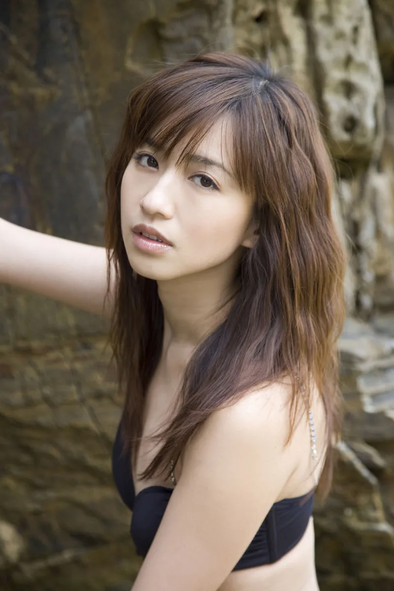 [Mặt trước] Album ảnh "Ảo ảnh" của Yuki Maomi - 4