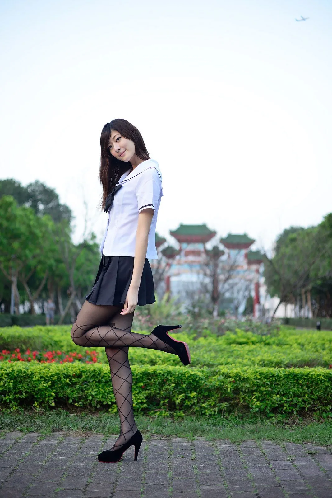 [Tập đặc biệt Beautyleg] Người mẫu chân dài Queena - Các buổi chụp ảnh với đồng phục váy ngắn - 45